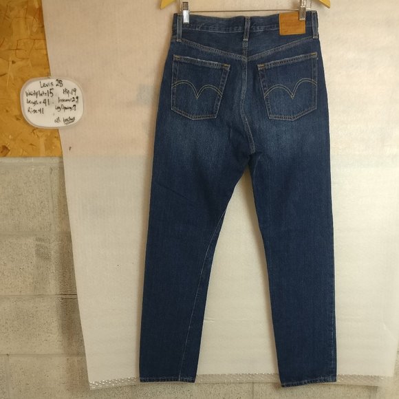 Levi 501Premium Original Fit Straight Leg Jean Button Fly HighRise 28,100%Cotton - Picture 6 of 14